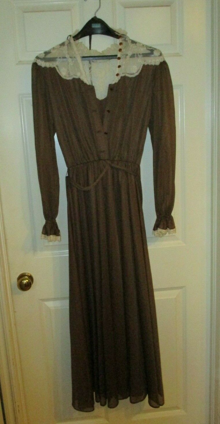 Brown Victorian Style Costume Dress, Cosplay, Recreation, Old West, Etc.